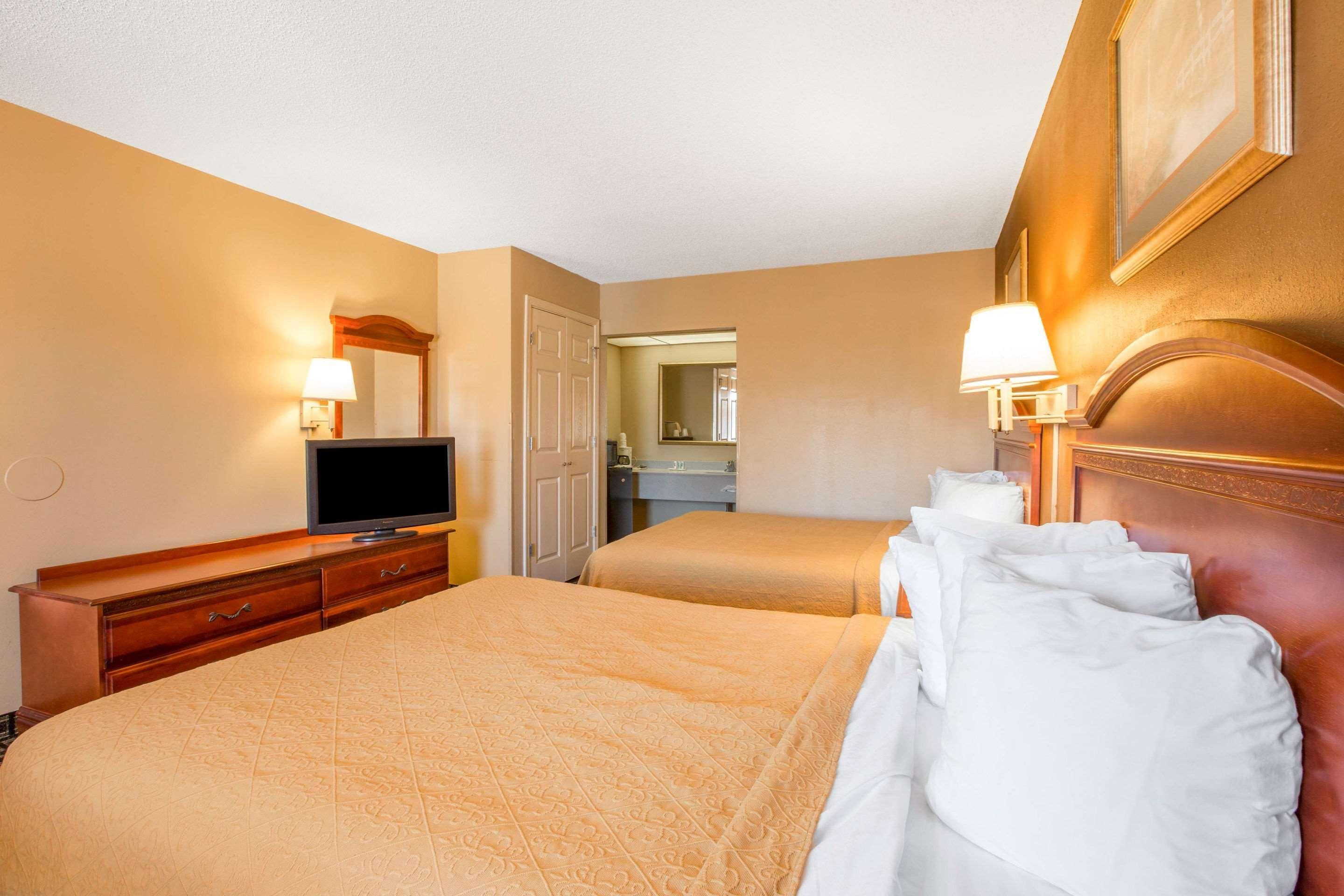 Quality Inn Perry - National Fairgrounds Area Exterior photo